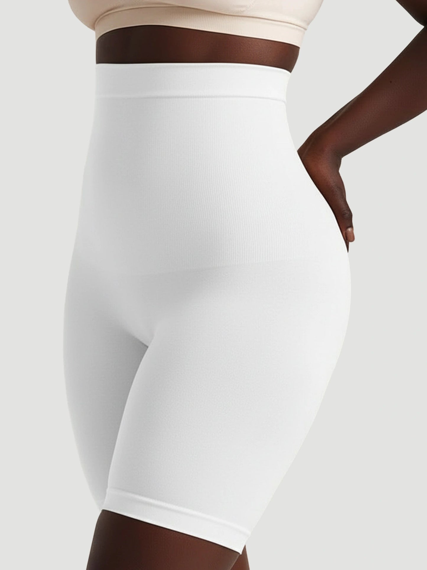 Short gainant taille haute