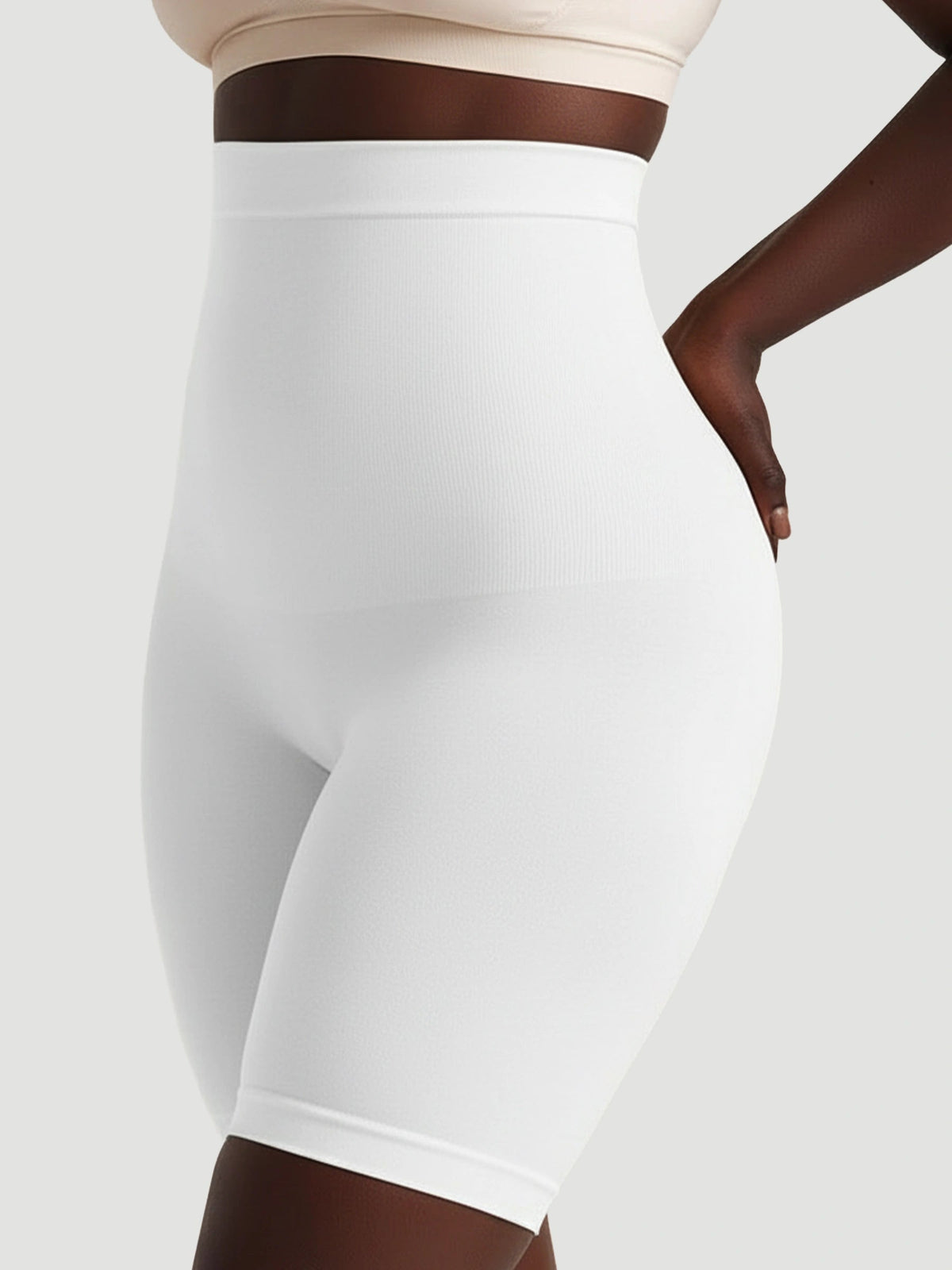 Short gainant taille haute